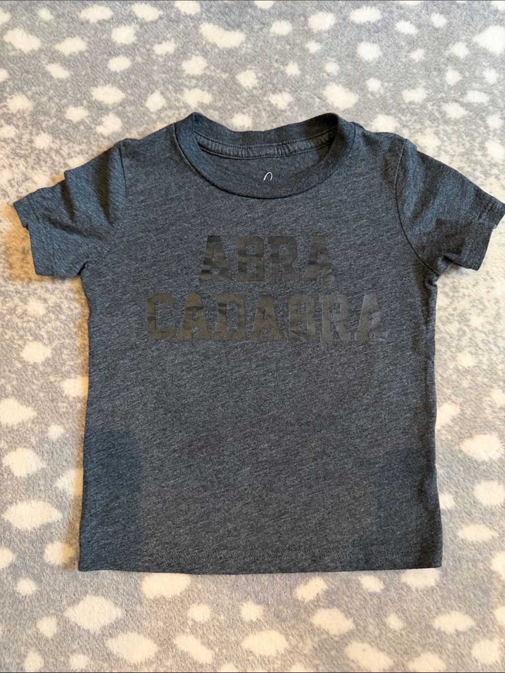 Peek 12/18 MO ABRACADABRA Graphic Tee